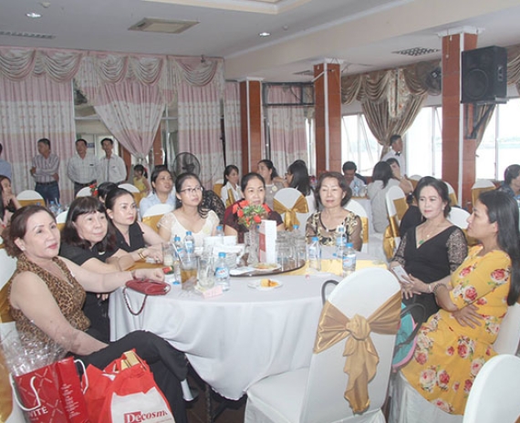 Hội nghị khách hàng thẩm mỹ viện Trúc Mai