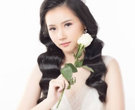 Đại diện thương hiệu thẩm mỹ viện Trúc Mai